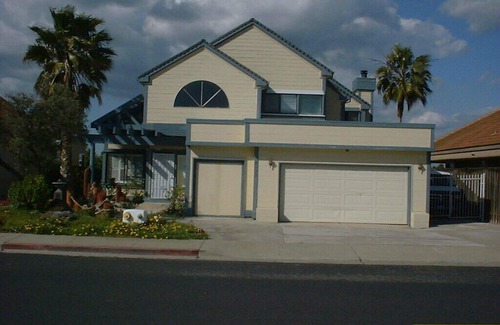 Discovery Bay House | Water front 2 bedroom 1 bath