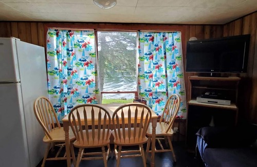 Hastings Cottage | Water Front 2 Bedroom Cottage 9