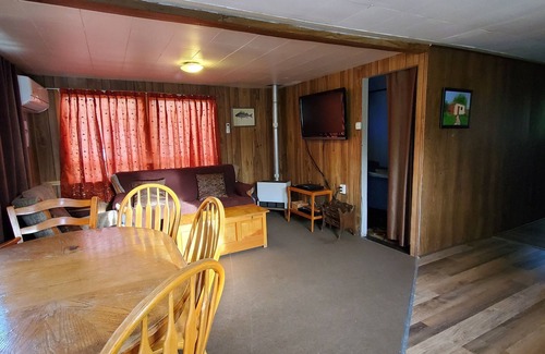 Hastings Cottage | Water Front 3 Bedroom Cottage 10