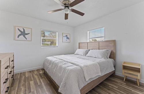 Palm River-Clair Mel House | Water Front 3 bedrooms Tampa Retreat