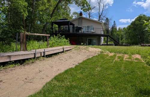 Nominingue Cottage | Water Front - Cozy Lakeside Getaway