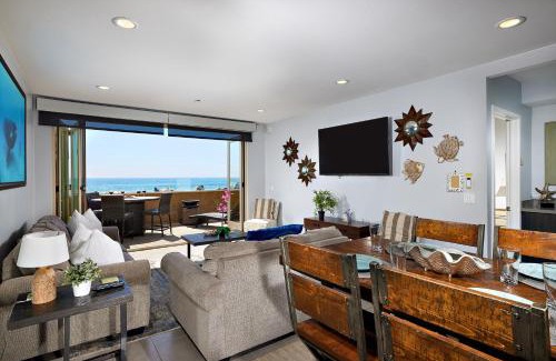 Townsite House | Water Front Spectacular Ocean View Large Balcony AC Pet Friendly