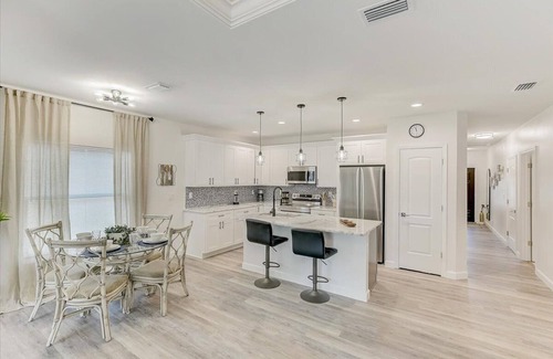 Rotonda West House | Water Front Sunny Relaxing Vacation Home 3bds, 2 bath, close to gulf beaches