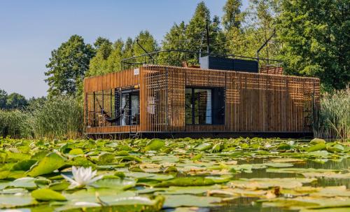 Zbaszyn Boat Rental | Water Hideout - Floating Villas in Wild Nature