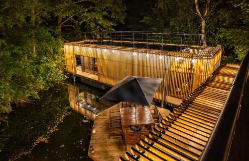 Miedzyrzecz Boat Rental | Water Hideout - Floating Luxury in Pure Wilderness