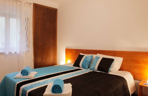 Fajao Apartment | WATER HOUSE / / HOUSES RIVER COTTAGE