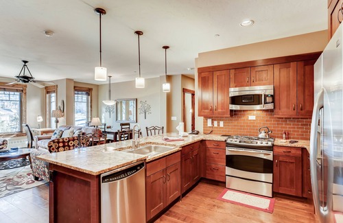 Breckenridge Apartment | Water House on Main Street