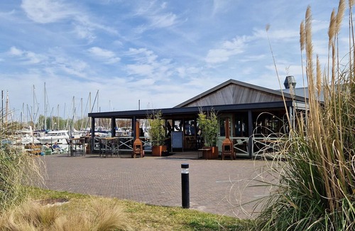 Naarderbos Boat Rental | Water Lodge in Naarden With Marina Views