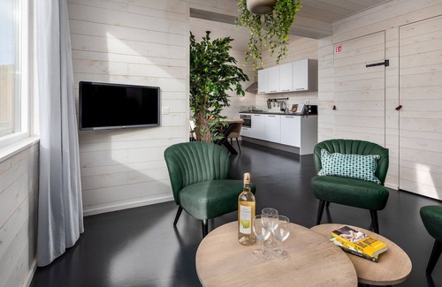Schaijk House | Water Lodge in Schaijk by the Waterside