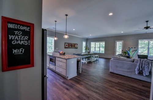 Northport House | Water Oaks Lake House-Firepit,gorgeous lake views & easy Lake Access