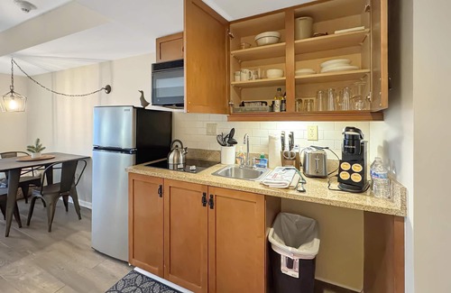 Vernon Condo | Water Park (Next Door) Pool Hot Tubs Sauna Gym Distant Mountain Views #225