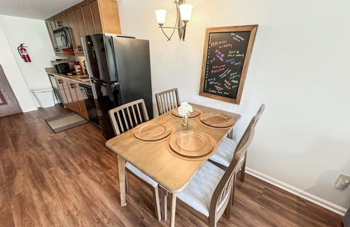 Vernon Condo | Water Park (Next Door) Pool Hot Tubs Sauna Gym Deck Stunning Mountain Views #324