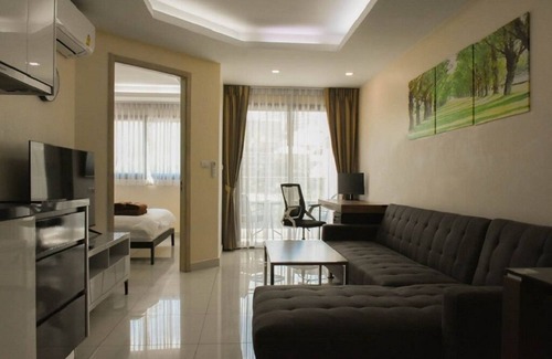 Jomtien Condo | Water Park Premium Pool View Super Wi-Fi ★