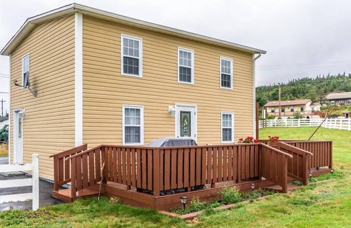 Fermeuse House | Water's Edge Cottage