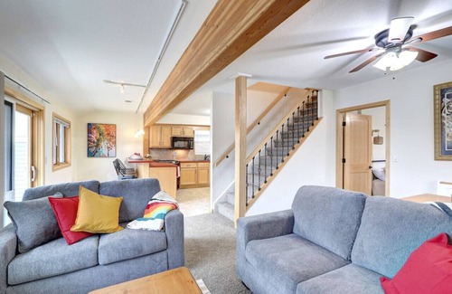 Colgate House | Water`s Edge Cottage