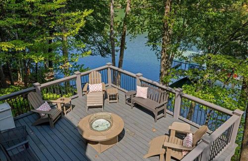 Winchester House | Water's Edge-Lakefront Cabin W/Dock, Views, Etc.