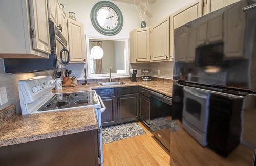 Saratoga Springs House | Water's Edge Townhome!