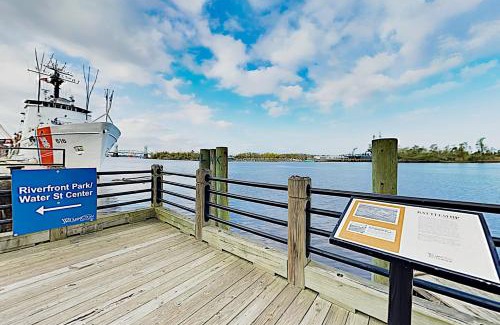 Wilmington Historic District Apartment | Water Street Condos Unit 208