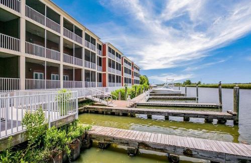 Historic Downtown Apalachicola Hotel | Water Street Hotel & Marina, an Ascend Collection Hotel