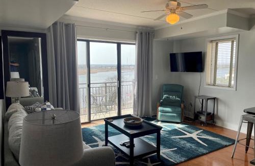 Wilmington Historic District Apartment | Water Street Retreat 04