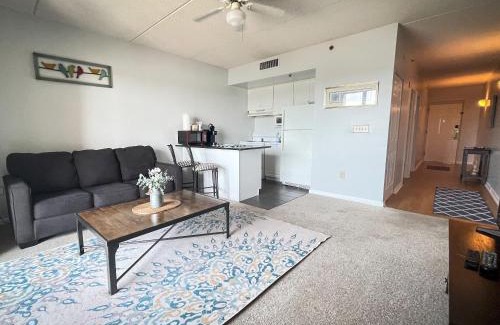 Wilmington Apartment | Water Street Retreat 05