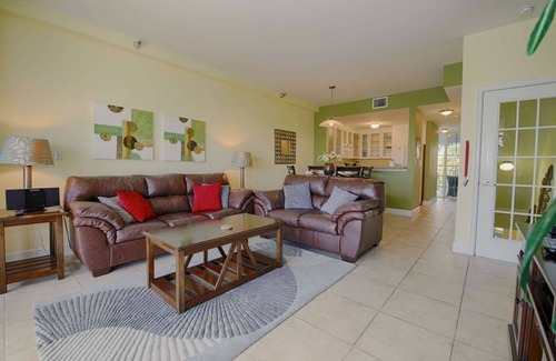 Ruskin House | Water View and Sunset Beach Townhome
