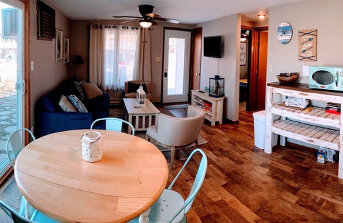 Dyckesville Cottage | Water View Cottage on Lake Michigan (Bay-side)