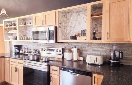 Brackley Beach House | Water view, king bed, 3 min. to beach, near downtown, full kitchen, pet friendly