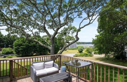 West Dennis House | Water Views Access to Grand Cove
