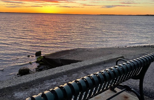 Bristol House | Water Views. Easy Walk to Town Beach & Colt State Park. Next to Scenic Bike Path