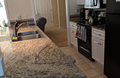 Lakebay House | Water, water, water! Pristine beach hideaway in South Sound