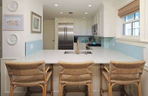 Gulf District House | Watercolor- Location Location steps to BEACHnBOOK LABOR DAY! 4-7 days!