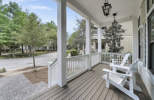 Forest District House | Watercolor Reunions by Five Star Properties