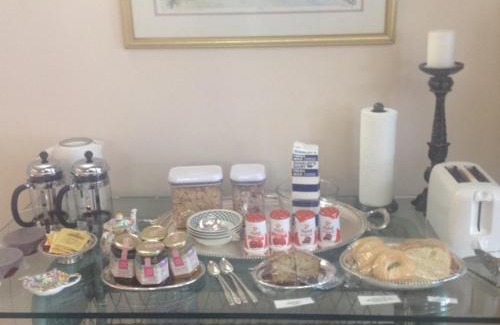 Warwick Bed & Breakfast | Watercolours
