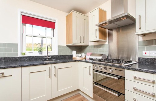 Ropley Cabin | Watercress Lodges & Campsite