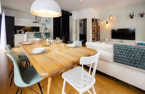 Gozd Martuljek Apartment | Waterfall apartment: Your cozy mountain retreat
