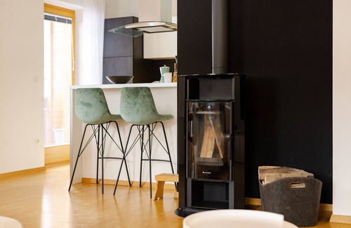 Gozd Martuljek Apartment | Waterfall apartment: Your cozy mountain retreat