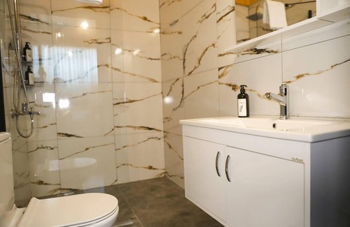 Ulupinar Hotel | Waterfall Heaven House