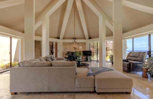 Haiku Villa | Waterfall House with Ocean Views in Haiku, Maui
