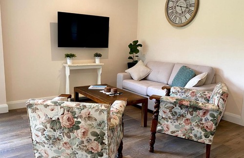 Upper Orara Apartment | Waterfall Unit Farm Stay