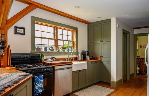 Naples House | Waterfalls and Wineries in Naples! Visit this secluded Finger Lakes retreat!