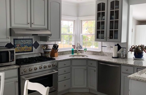 Waterford House | Waterford, Connecticut Beautiful 'Coastal Living' 🏡Beach Cottage.☀️☀️🇺🇸2 BR
