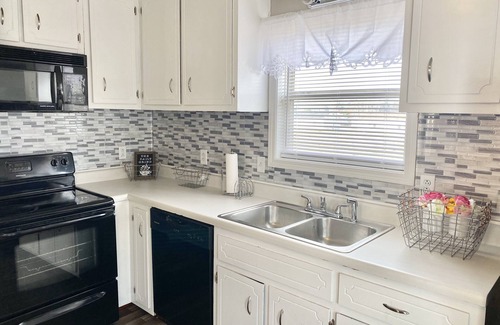 Oak Grove House | Waterford House~2min>POST/Casino~KINGbed/Sleeps7