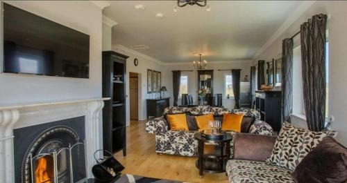 Ardmore Villa | Waterford Villa 5 Bed Beach Retreat