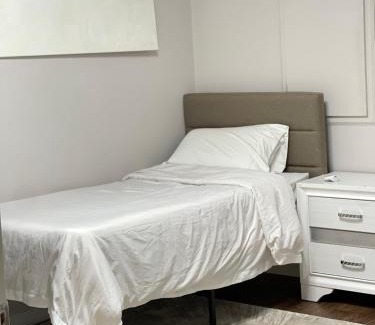 McArdle House | WaterfordLake