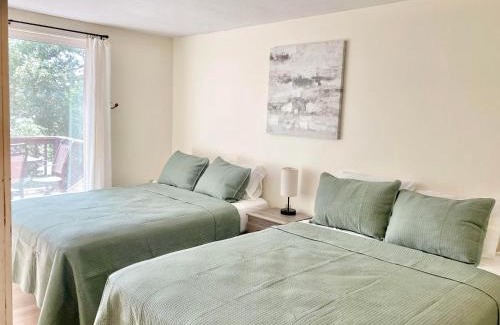 Holderness House | Waterfront 1-bedroom with deck
