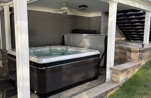 Rushville House | Waterfront, 138 ft Private Beach, Sunset, ADA friendly w elevator & Hot Tub