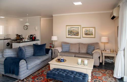 Waterfront Apartment | Waterfront, 17 Quay West