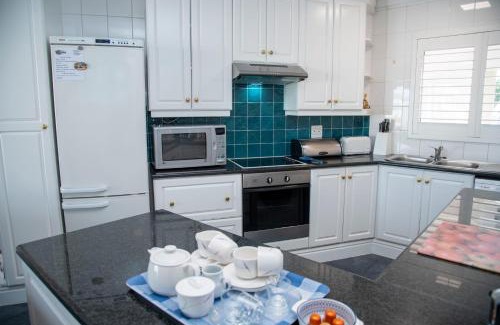 Waterfront Apartment | Waterfront, 17 Quay West
