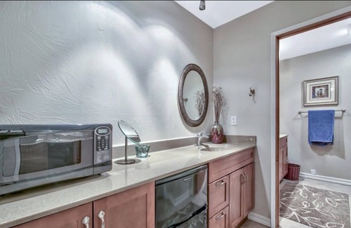 Al Tahoe House | Waterfront 180’ views Rent for summer of 2022 Memorial Day to LaborDay $30,000